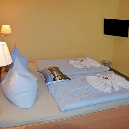 酒店 Vineta Ostseebad 巴贝